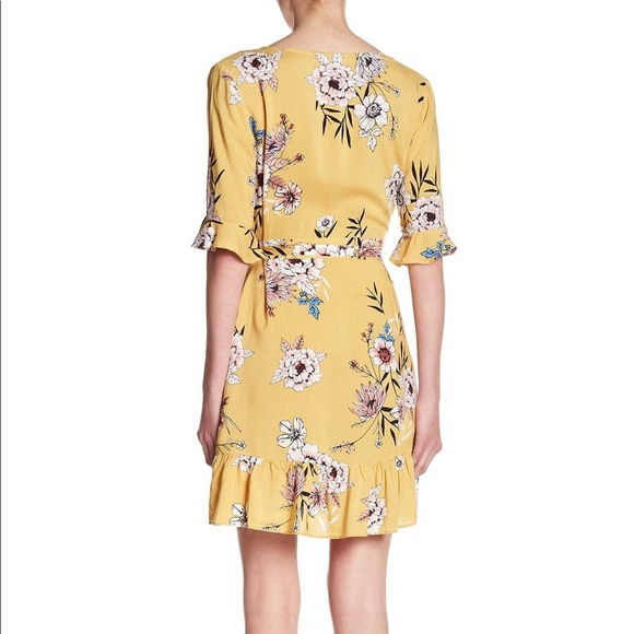 NWT Socialite Wrap Dress in Canary Yellow - Picture 4 of 5